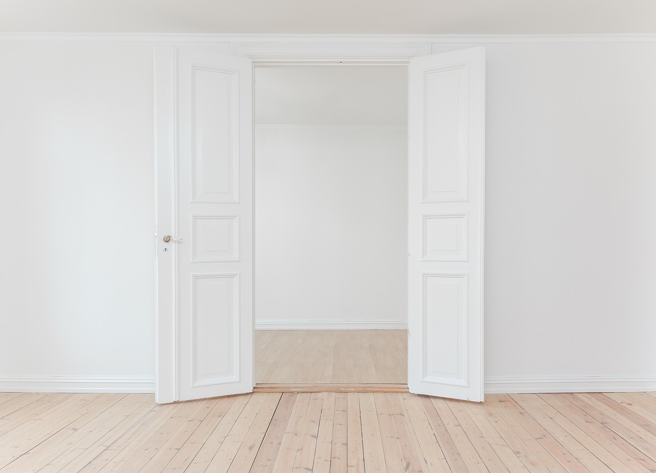 Internal Doors: Regulations, Quality and Price Explained